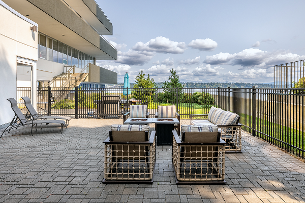 Pool_Area-681A8597-HDR-Edit