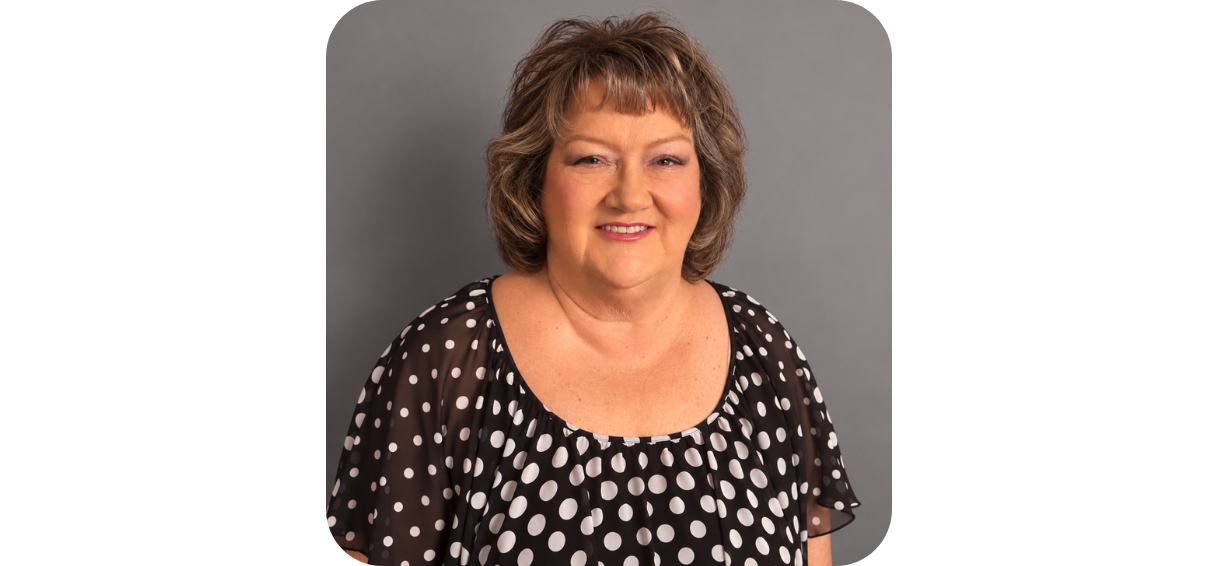 Executive Director Spotlight Series: Meet Linda Hall of The Regency of Kearney